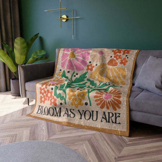 Bloom As You Are Crushed Velvet Blanket - Cozy Floral Throw for Home Decor